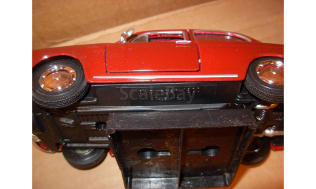 модель 1/24 VOLKSWAGEN 1600 Maisto металл 1:24 VW, масштабная модель, scale24