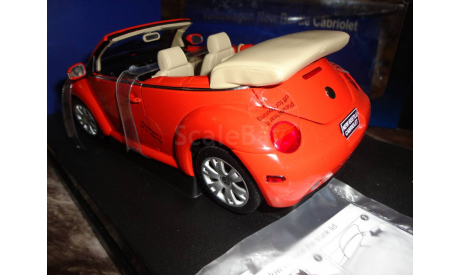модель 1/18  Volkswagen VW NEW BEETLE Autoart металл 1:18, масштабная модель, scale18