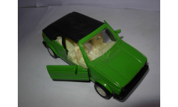 модель 1/36 Volkswagen Golf II Cabrio VW металл 1:36 Pull Back