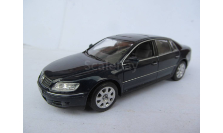 модель 1/43 Volkswagen Phaeton 2002 Minichamps металл 1:43, масштабная модель, scale43