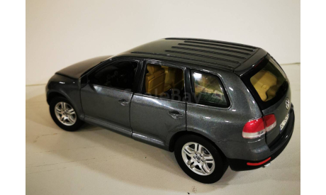 модель 1/18 Volkswagen Touareg Burago VW металл 1:18, масштабная модель, BBurago, scale18
