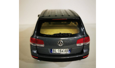 модель 1/18 Volkswagen Touareg Burago VW металл 1:18, масштабная модель, BBurago, scale18