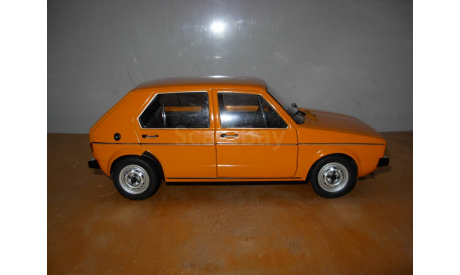 модель 1/18 Volkswagen VW Golf Solido металл 1:18, масштабная модель, scale18