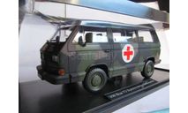 модель 1/18 микроавтобус Volkswagen VW T3 Syncro Bundeswehr Ambulanz 1987 KK-Scale металл 1:18 военный медицинский, масштабная модель, scale18