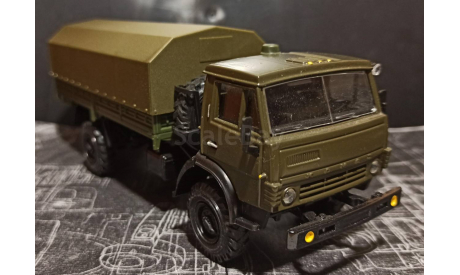 камаз-4326 бортовой с тентом - хаки ( отверстия решетки сквозные)  1/43, масштабная модель, Элекон, scale43