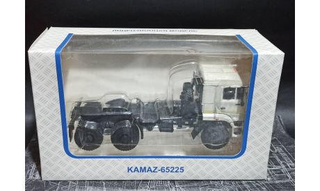 КАМАЗ-65225 (рестайлинг) седельный тягач - белый 1:43, масштабная модель, Автоистория (АИСТ), scale43