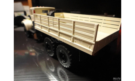 КрАЗ-255 бортовой (белый) Краз-Саратов, масштабная модель, Агат-Кразы, 1:43, 1/43