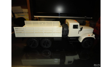 КрАЗ-255 бортовой (белый) Краз-Саратов, масштабная модель, Агат-Кразы, 1:43, 1/43