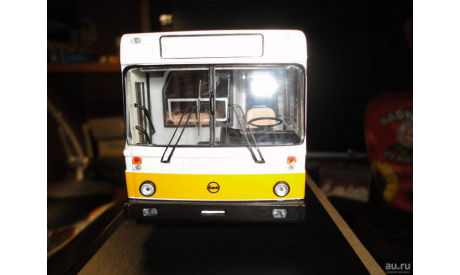 Лиаз-5256.00 (бело-желтый) Classicbus, масштабная модель, scale43