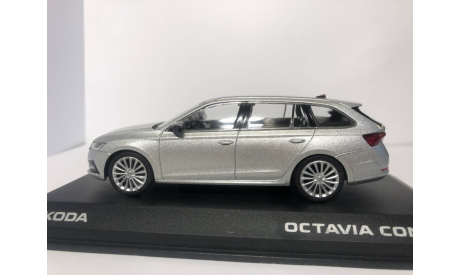 Skoda Octavia Combi A8 в масштабе 1:43 дилерский., масштабная модель, scale43, Škoda