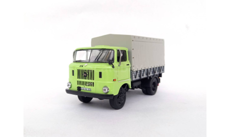 IFA W50L бортовой с тентом (Салатовый, серый), масштабная модель, IST Models, scale43