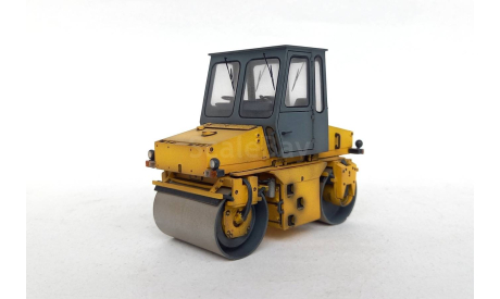 Каток ДУ-63 со следами эксплуатации, масштабная модель трактора, AVD Models, scale43