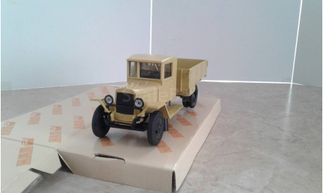 ЗиС (УралЗиС) - 5В ... (Наш Автопром) ..., масштабная модель, scale43