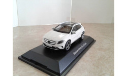 Mercedes-Benz GLA-Klasse ... (Norev) ...