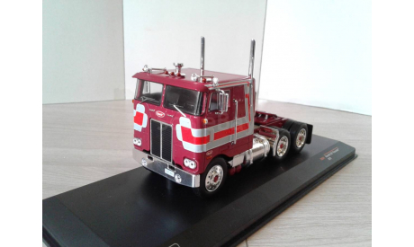 Peterbilt-352 ’Pacemaker’ (1979г.) ... (IXO)..., масштабная модель, scale43