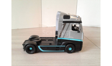 MERCEDES-BENZ Actros MP4 ... (BBurago) ..., масштабная модель, scale43