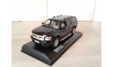 Chevrolet Suburban ... (Luxury) ..., масштабная модель, Luxury Diecast (USA), scale43