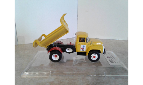 ЗИЛ-ММЗ-555 ’АВТОЭКСПОРТ’ - 1965 г.  ... (DIP) ..., масштабная модель, DiP Models, scale43