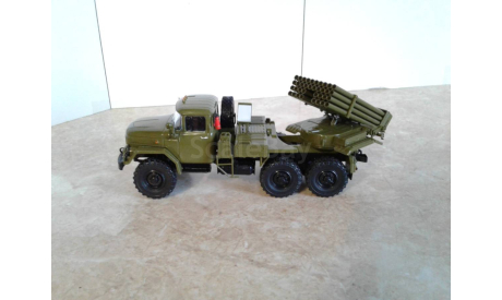 ЗиЛ-131 ’ГРАД-1’ ... (Легендарные грузовики СССР) ..., масштабная модель, scale43