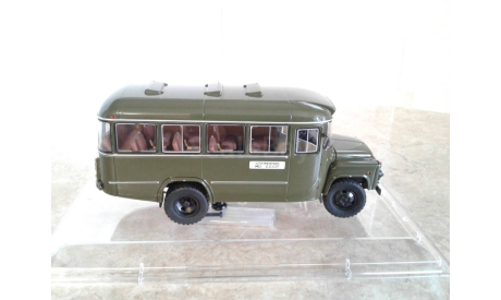 КАвЗ-685 ’Служебный МО СССР’, 1978 г. (L.e. 264 pcs.)  ... (DIP) ..., масштабная модель, DiP Models, scale43