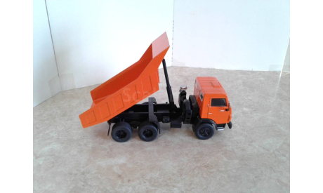 КамАЗ-5511  ... (ДеА) ..., масштабная модель, 1:43, 1/43, Автомобиль на службе, журнал от Deagostini