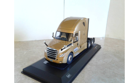 Freightliner Cascadia 2018 ... (IXO)..., масштабная модель, scale43