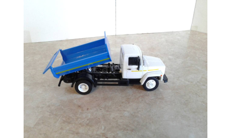 Горький-35072  ... (Наши Грузовики)..., масштабная модель, scale43, MODIMIO, ГАЗ