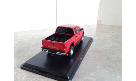 DODGE RAM Power Wagon (2005), red / black  ... (Spark) ..., масштабная модель, scale43