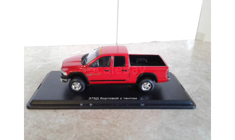 DODGE RAM Power Wagon (2005), red / black  ... (Spark) ..., масштабная модель, scale43
