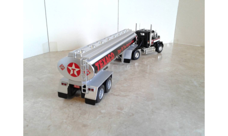 Freightliner FLC 120 64T, серия «Semi-Remorque Americains» №69, масштабная модель, scale43, IXO