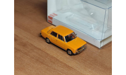 50107 Lada 1200 (ВАЗ-2101) оранжевая 1:87 Busch