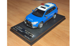 29396 Mitsubishi Outlander ’Macau Police’  Vitesse