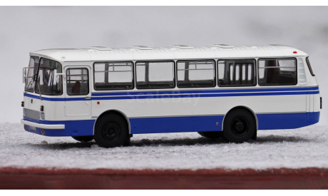 Масштабная модель 695Н бело-синий, масштабная модель, ЛАЗ, Classicbus, scale43