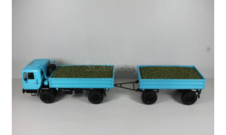 Прицеп ГКБ-8535 АИСТ (синий) с грузом силоса, масштабная модель, scale43