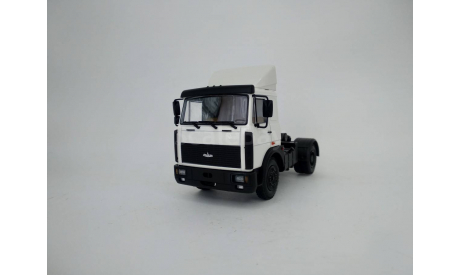 МАЗ-54326 (1988-93) белый, масштабная модель, Наш Автопром, 1:43, 1/43