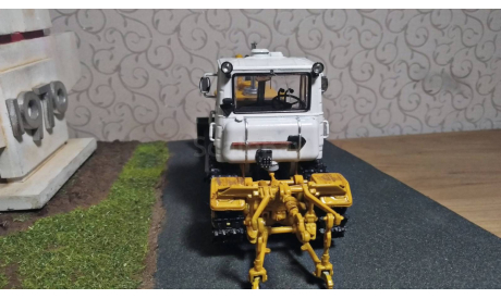 Трактор бульдозер Т-150Д с отвалом, масштабная модель, ХТЗ, AVD Models, 1:43, 1/43