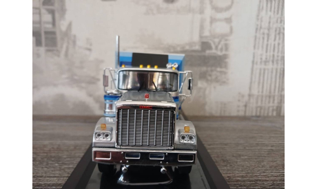 GMC General year (1980) silver / blue, масштабная модель, IXO грузовики (серии TRU), scale43