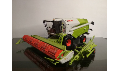 Комбайн Claas Tucano 450, масштабная модель трактора, Universal Hobbies, scale32