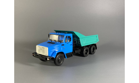 ЗиЛ-4514, Легендарные грузовики №113, масштабная модель трактора, MODIMIO, 1:43, 1/43
