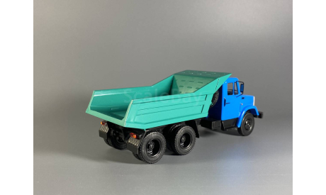 ЗиЛ-4514, Легендарные грузовики №113, масштабная модель трактора, MODIMIO, 1:43, 1/43