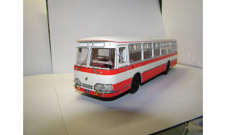 ЛиАЗ-677 КБ, масштабная модель, 1:43, 1/43, Classicbus