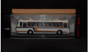 ЛАЗ 699 Р Белый с цветными полосами CLASSICBUS, масштабная модель, 1:43, 1/43