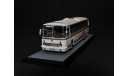 ЛАЗ 699 Р Белый с цветными полосами CLASSICBUS, масштабная модель, 1:43, 1/43