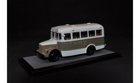 КАвЗ-651 KAVZ-651 бежево-коричневый Ялта-Сочи Classicbus, масштабная модель, scale43