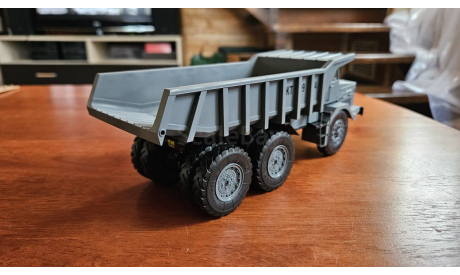МАЗ 530, масштабная модель, AVD Models, scale43