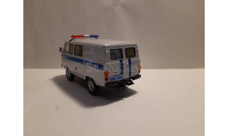 УАЗ 3309 Милиция спецмедслужба, масштабная модель, scale43