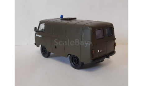 УАЗ-452-АЗМ, Милиция 1982 г, масштабная модель, scale43
