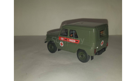 УАЗ 469 Медслужба, масштабная модель, scale43