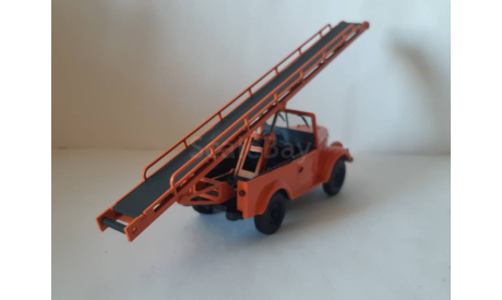 АВТОТРАНСПОРТЕР АТ-2 НА ШАССИ ГАЗ-69, масштабная модель, scale43