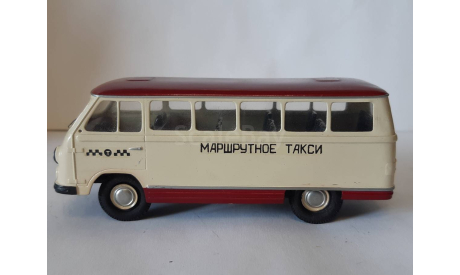 РАФ 977 Маршрутное такси Вектор Моделс, масштабная модель, scale43